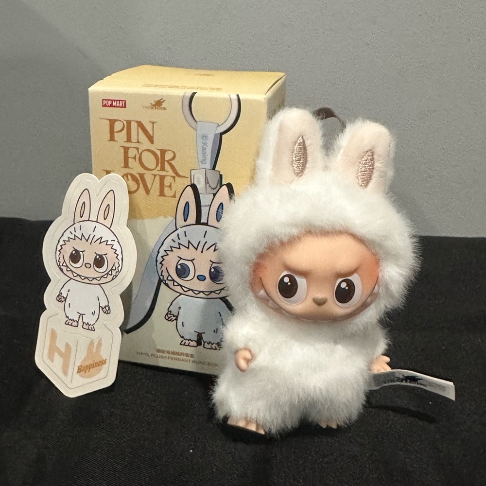 Brand New Pin for Love Labubu letter H
